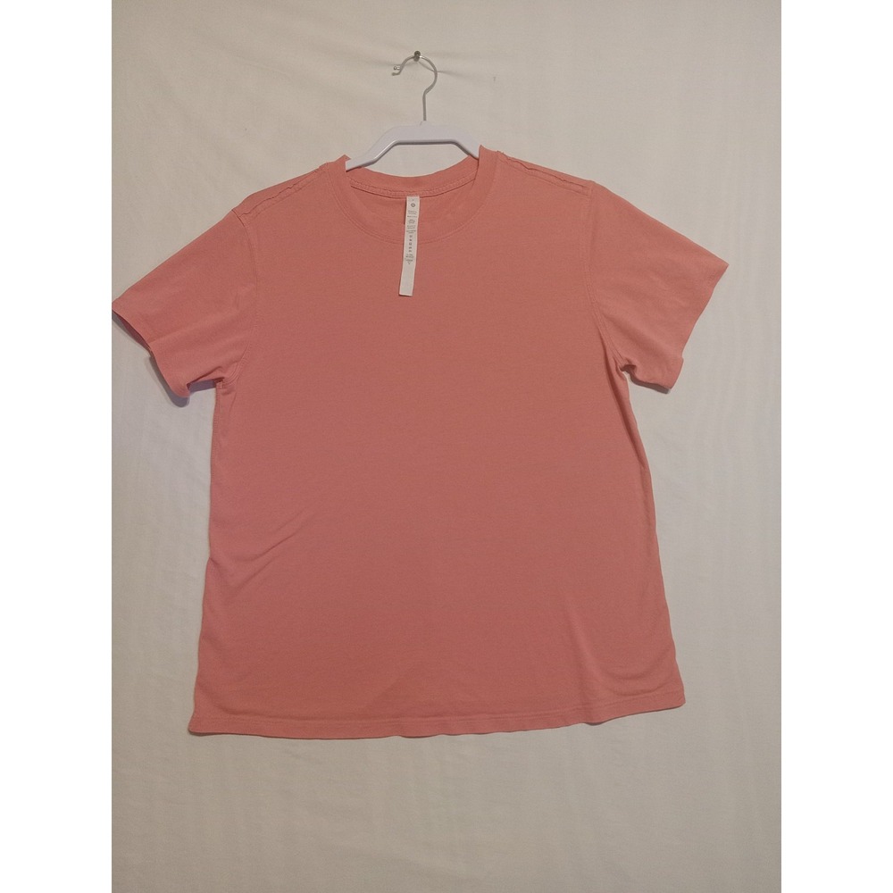 lululemon classic crewneck t-shirt Size 4 Love Tee Workout Gym Mom Life